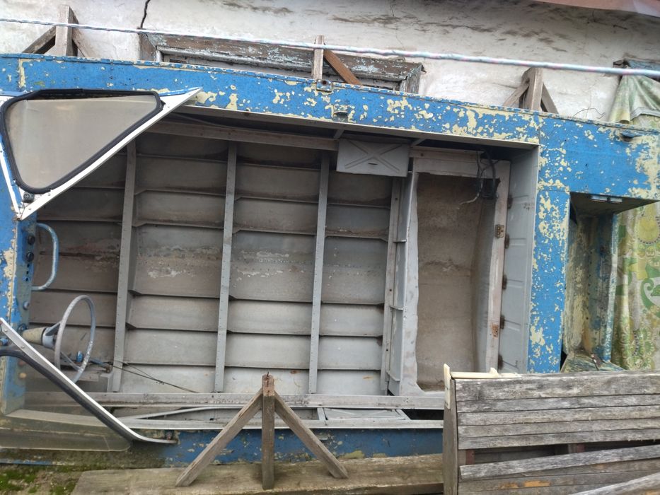 Продам лодку Дніпро з мотором Вихрь