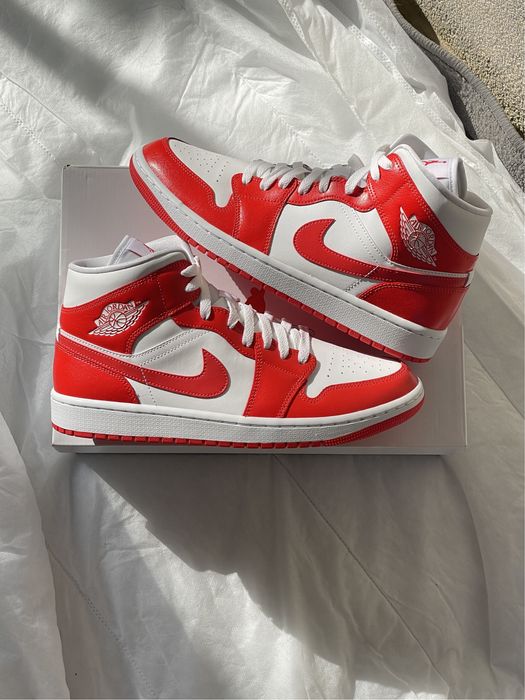 Air Jordan 1 Mid Syracuse 2021