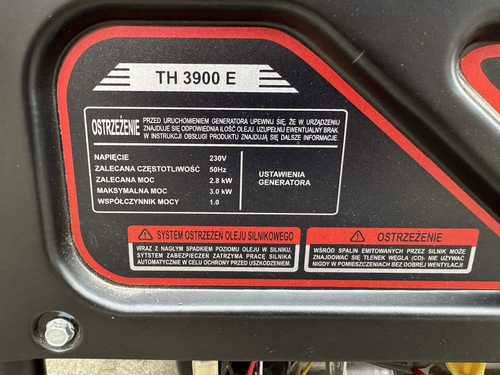 Генератор бензиновий Kruzer TH3900E 3кВт з елетростартером