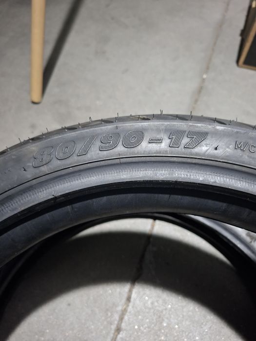 Pneus motorizada jante 17