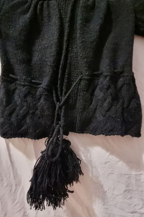 Czarny sweter bolerko narzutka akryl George rozm. XS 32 4