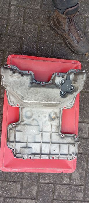 Miska oleju Mercedes c 203 3.2