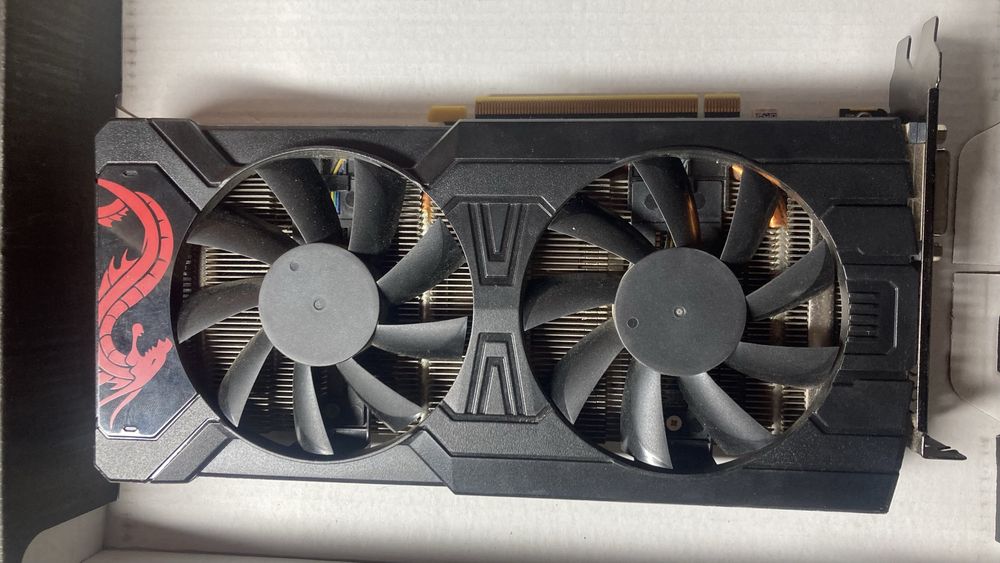 Radeon RX 570 8GB