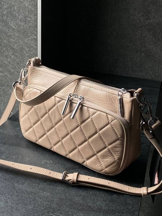 Бежева Сумка Polina&Eiterou шкіра натуральна
Polina&Eiterou