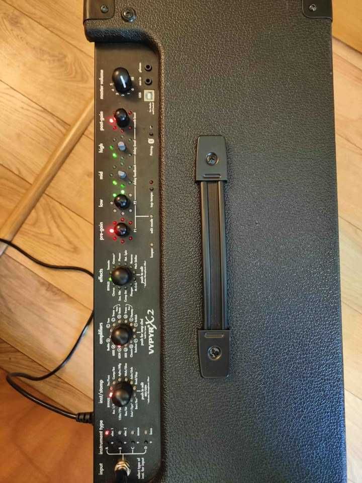 Wzmacniacz gitarowy Peavey Vypyr X2 i przełącznik nożny Peavey Sanpera