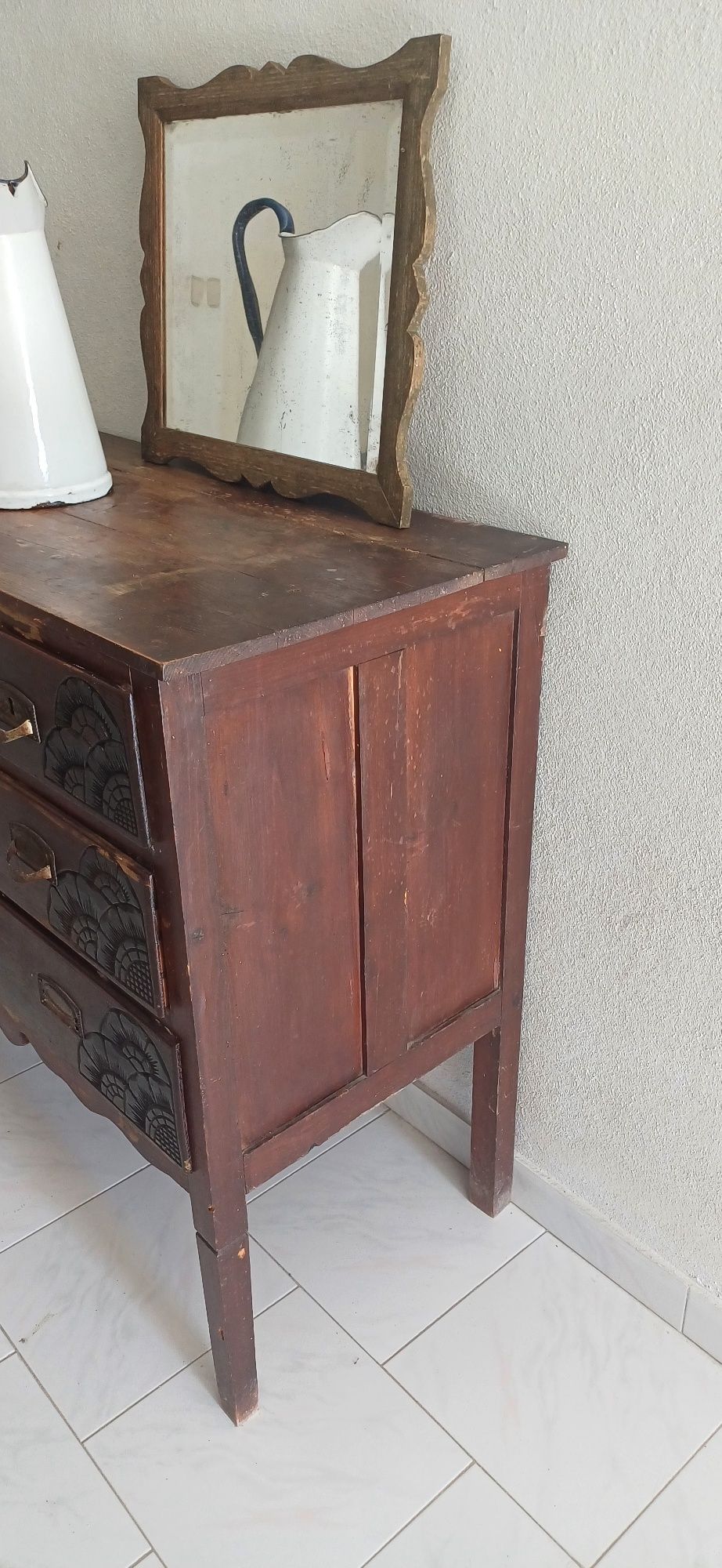 Cómoda antiga para restaurar