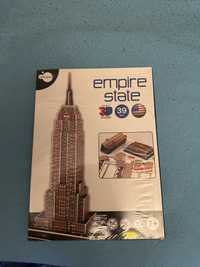 Vendo puzzle 3D do Empire State Building