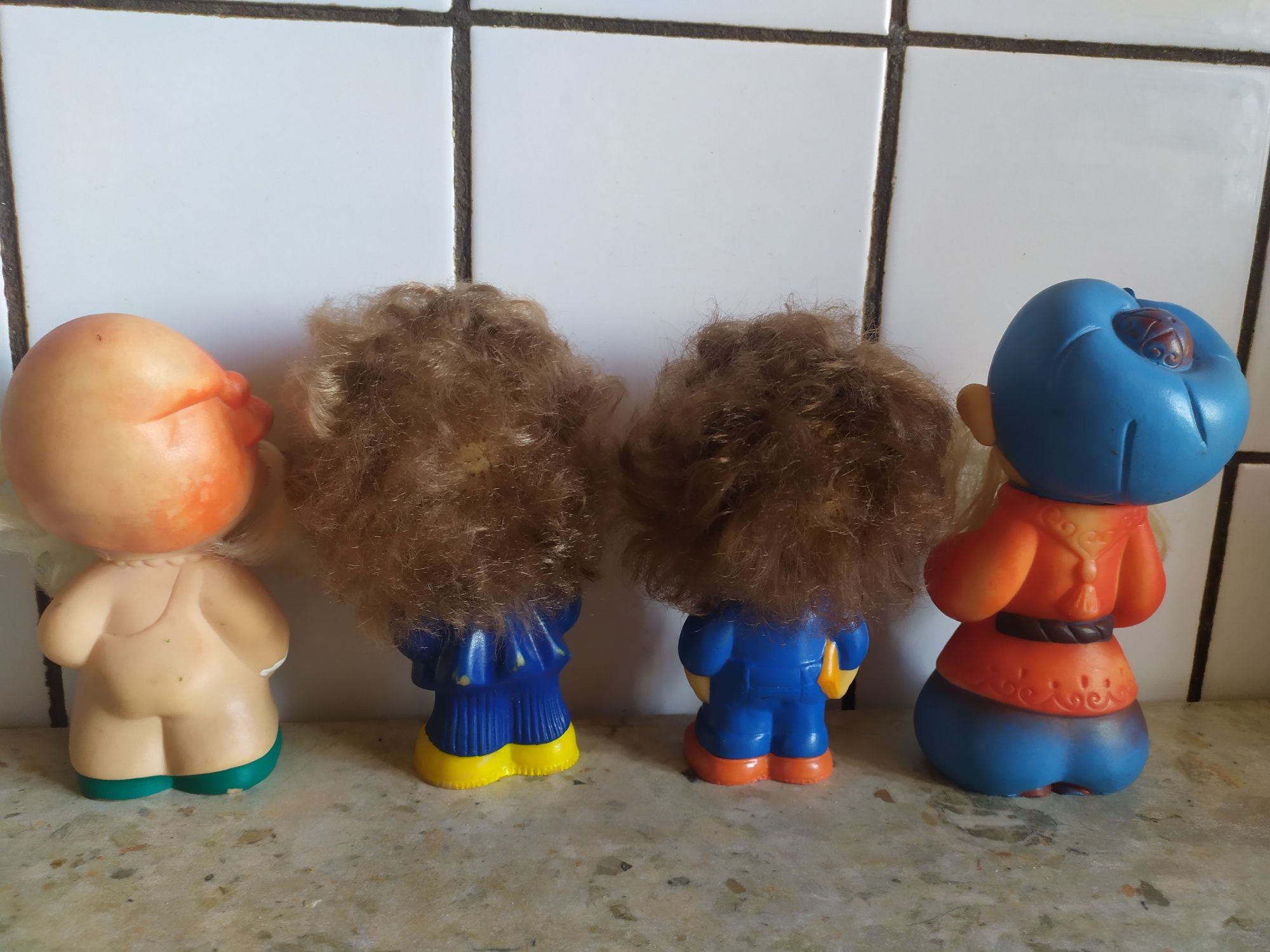 Продам резиновые игрушки СССР 4 шт.