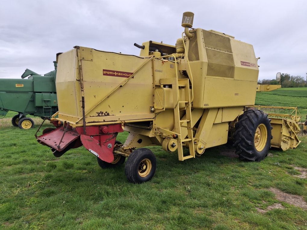 Комбайн зерновий New Holland 1520 1530