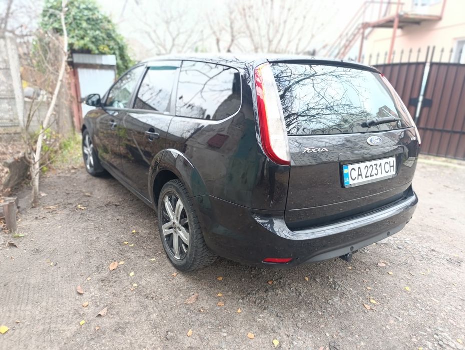 Форд фокус 2 універсал