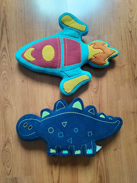 Almofadas decorativas com motivos infantis