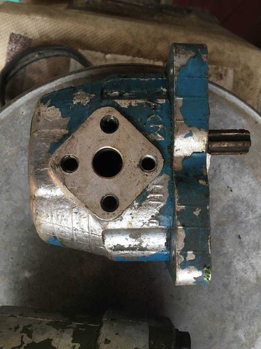 Насос радянський НШ-10В-3-Л