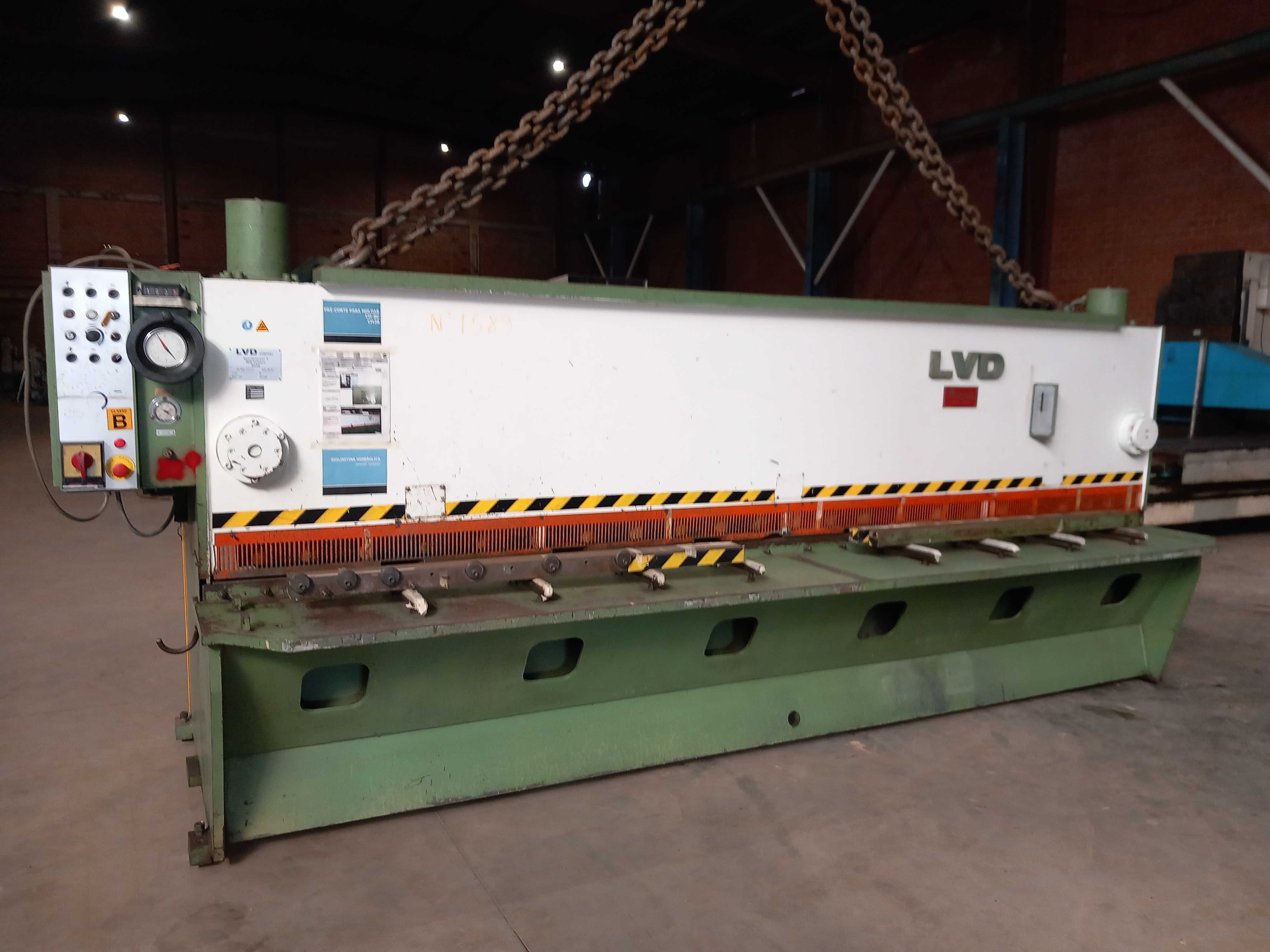 Guilhotina LVD Romar MVS 40/5 de 4 metros #1589