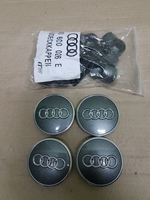 Audi A1 A3 A4 A5 A6 A7 A8 Q3 Q5 Q7 Q8 Домкрат ключи крюк Оригинал