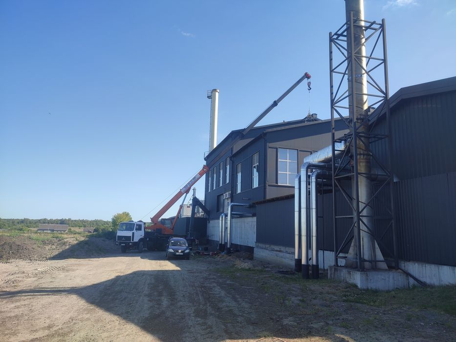 Послуги автокранів 25 тонн 28 метрів Волинська область є люлька