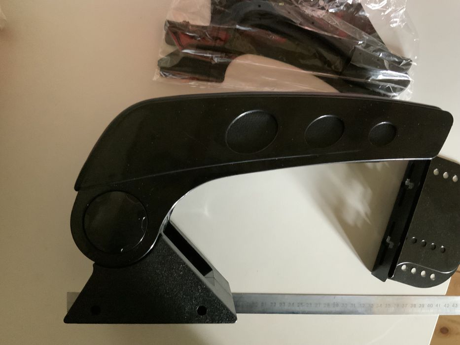 Універсальний підлокотник