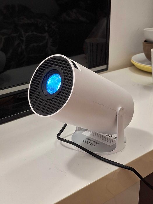 Projektor Magcubic hy300