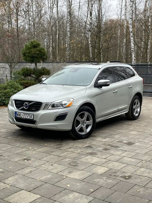 Volvo XC 60 VOLVO XC60 D5 2,4 215KM R-Design