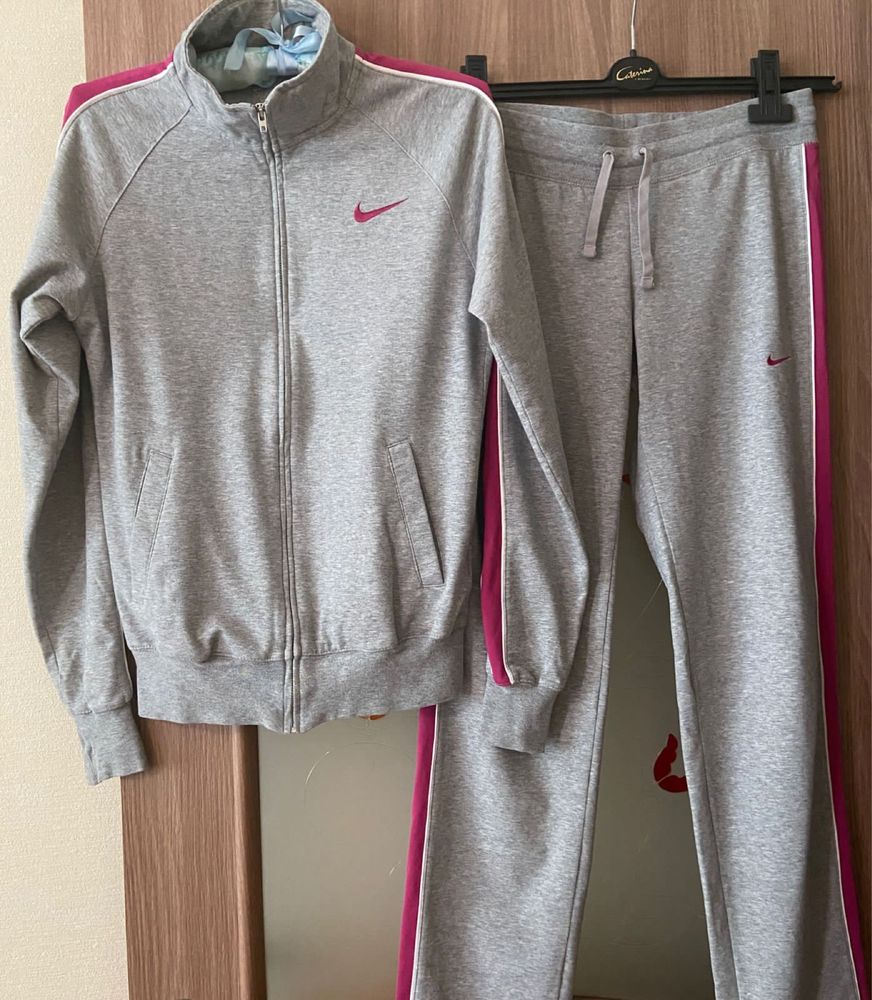 Спортивный костюм,,Nike,,женский