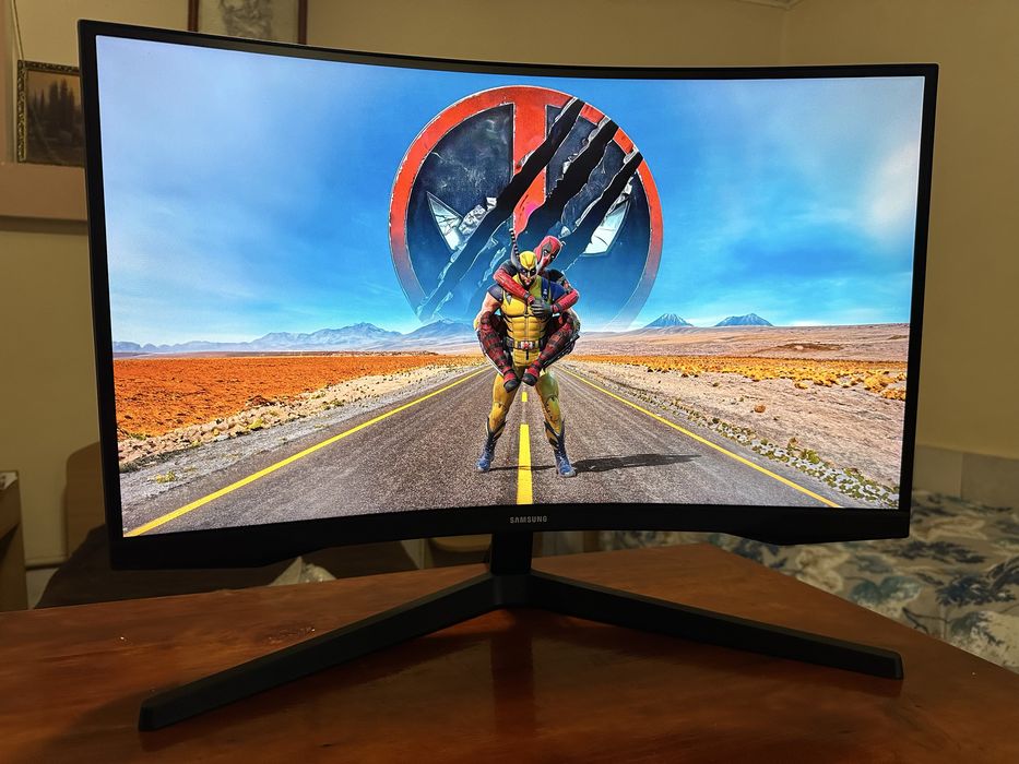 2К Odyssey g5 27 дюймів