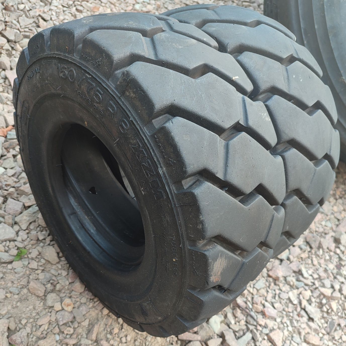 Opony Dętkowe Michelin XZM 150/75 R8 150/75-8