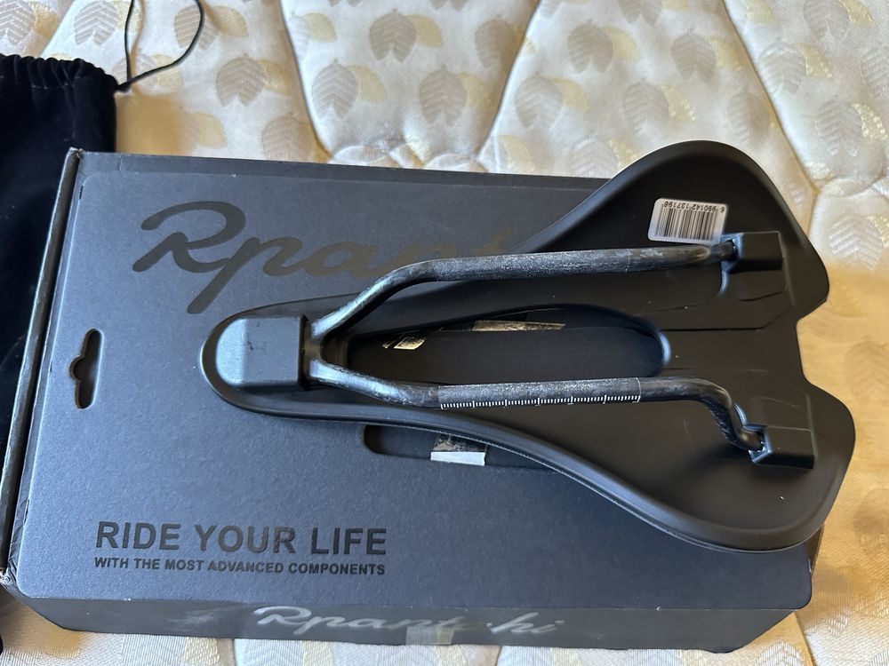 Rpantahi Components saddle carbon 3D air saddle