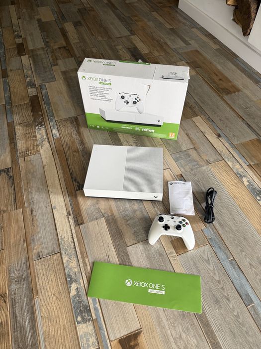 Xbox One S Digital  HDR 4K 1TB!  Zam Playstation Ps 3 Ps 4 360!