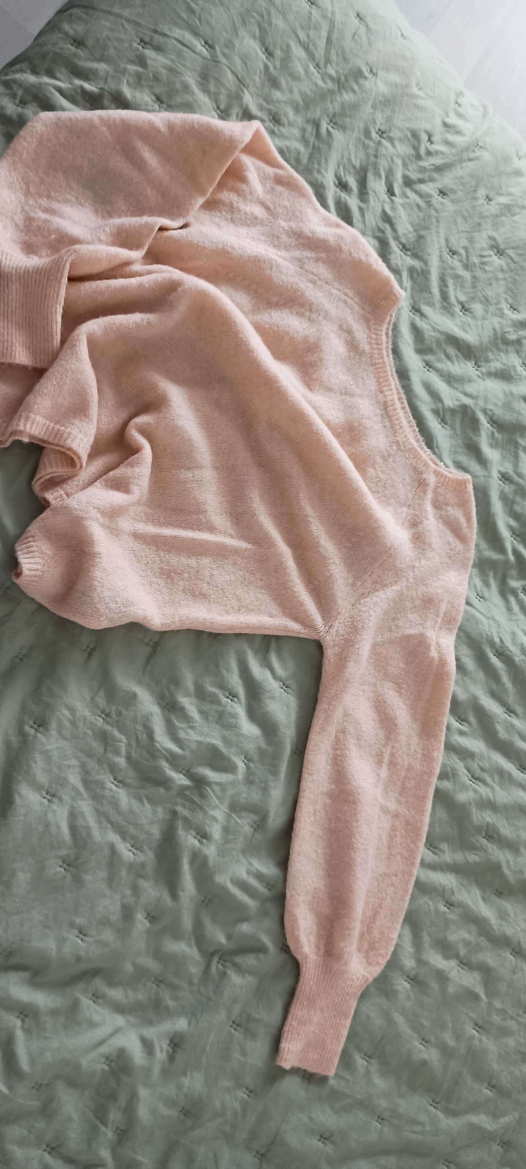 Sweter damski brzoskwiniowy
