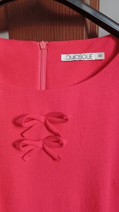 Sukienka firmy Quiosque 38