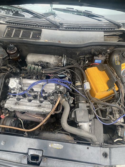 Фиат крома      .