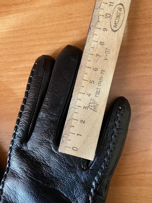 Перчатки женские кожа