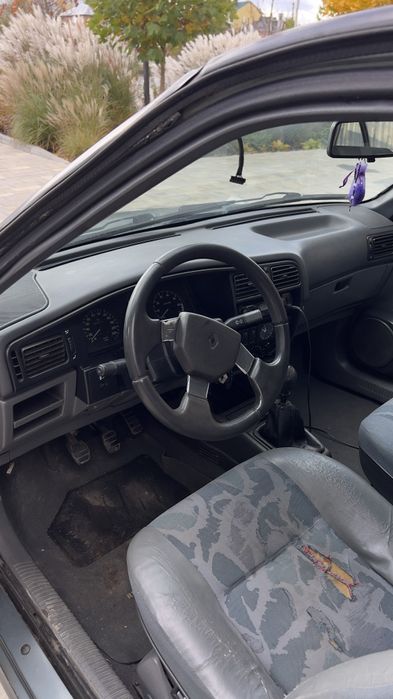 Продам Рено 19 1.8