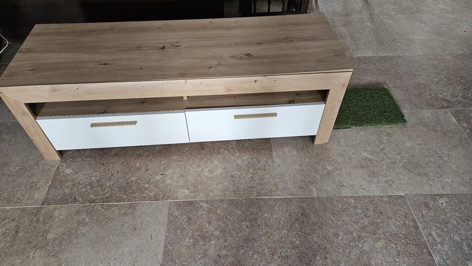Mesa para Televisão