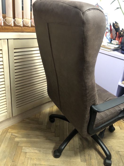 Перетяжка, ремонт, реставрація офісних крісел