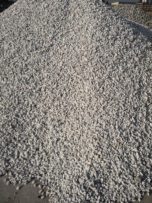 Grys ozdobny Biały Bianco Carrara. Kamień ogrodowy