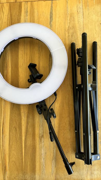 Aro de luz profissional com suporte e suporte para telemóvel