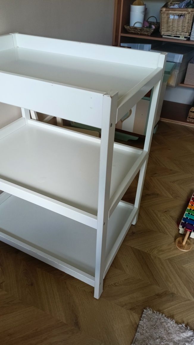 Przewijak drewniany