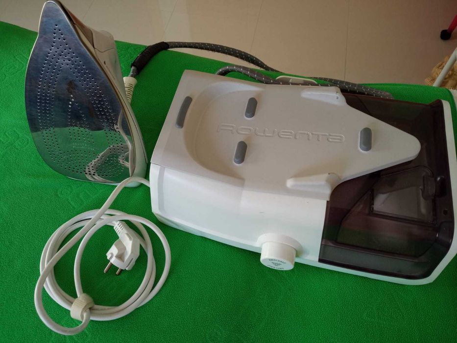 Ferro de engomar ROWENTA