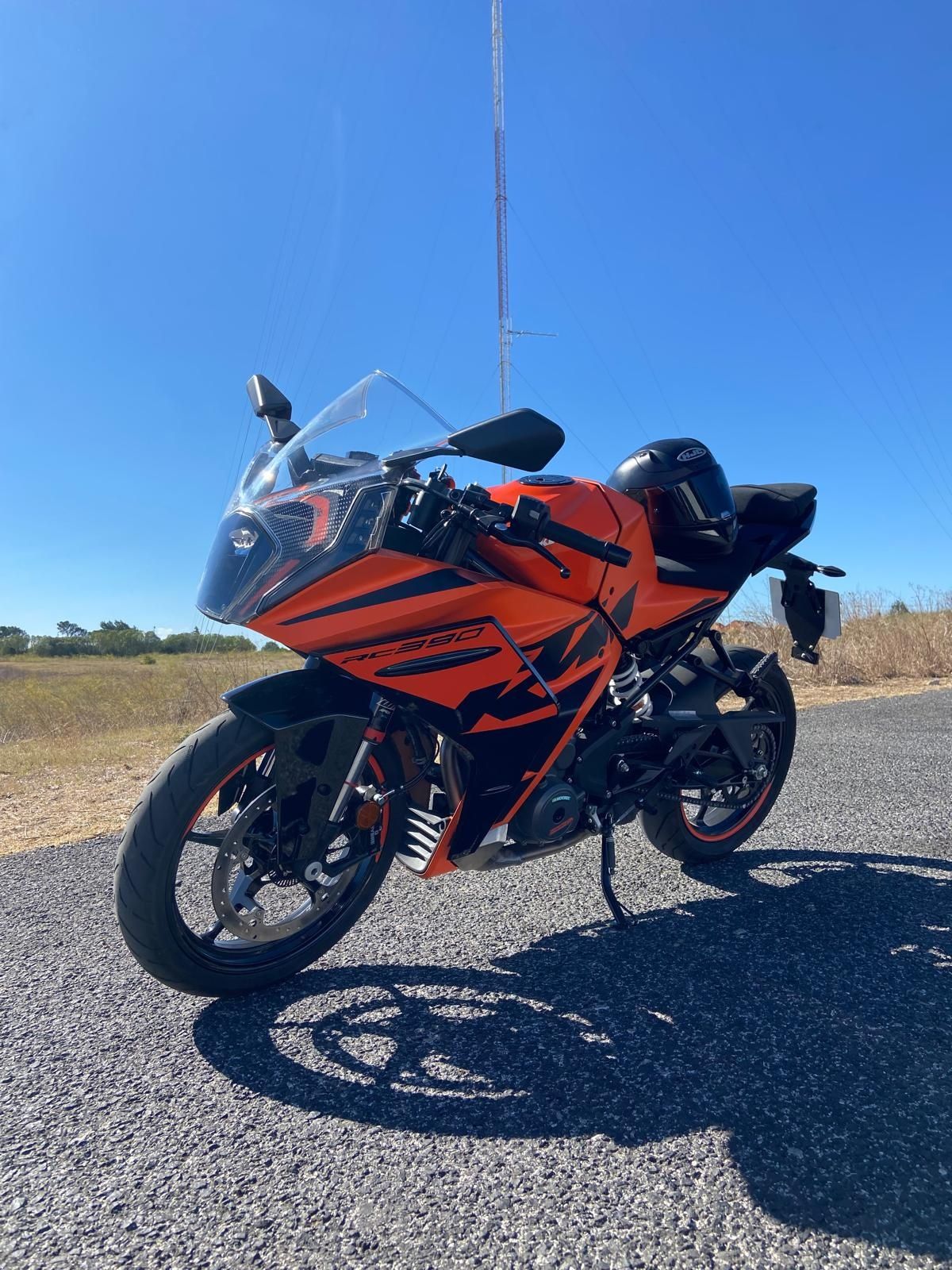 KTM RC 390 de 7/2022 com 1800 km