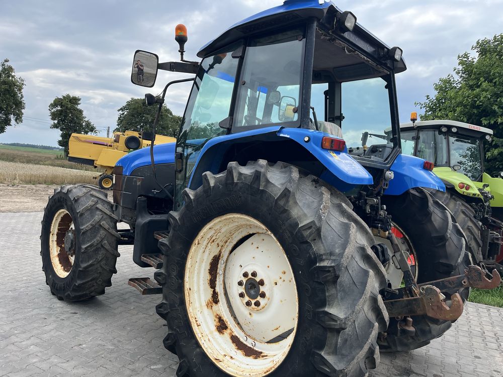New Holland TM 120  135