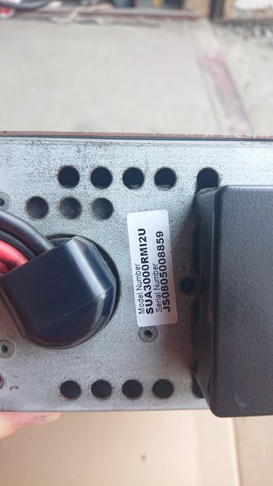 ДБЖ APC Smart-UPS 3000 (SUA3000RMI2U) з повною потужністю 3000 V·А, ви