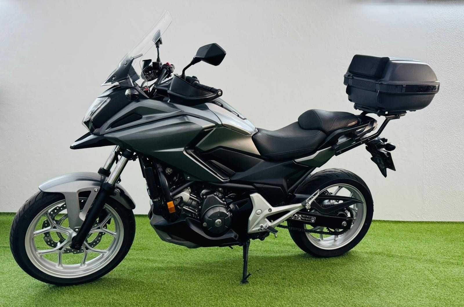 Honda NC750X DCT 2017