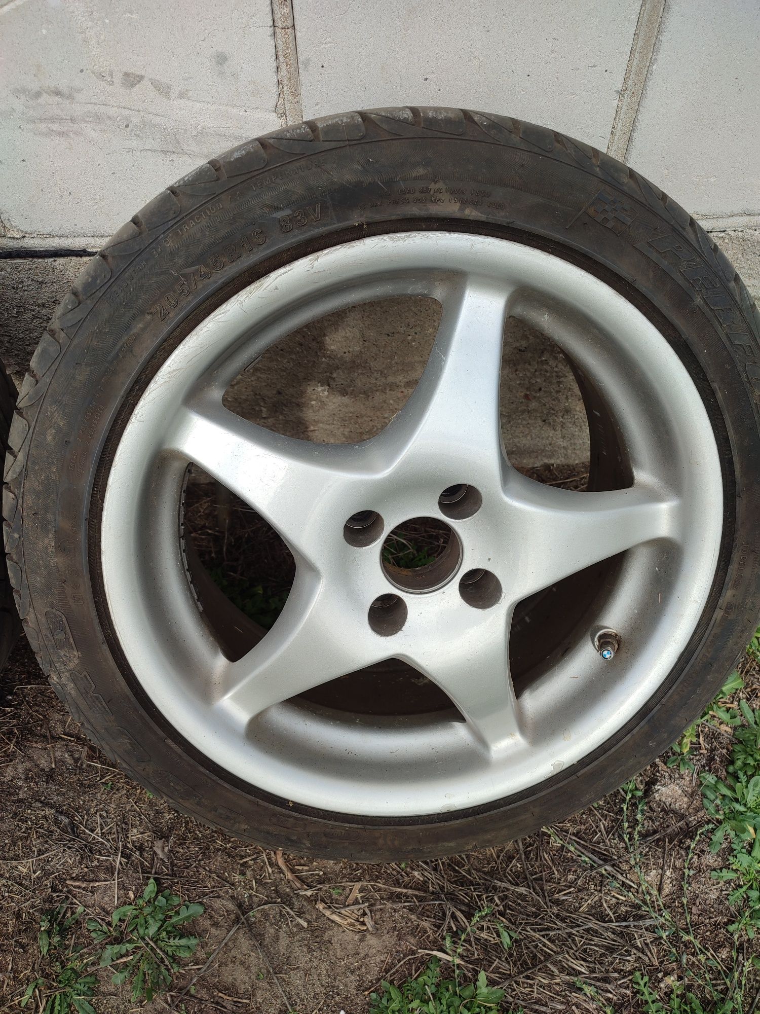 Felgi koła Shaper 4x100 R16 BMW e30, VW Golf Jetta opel