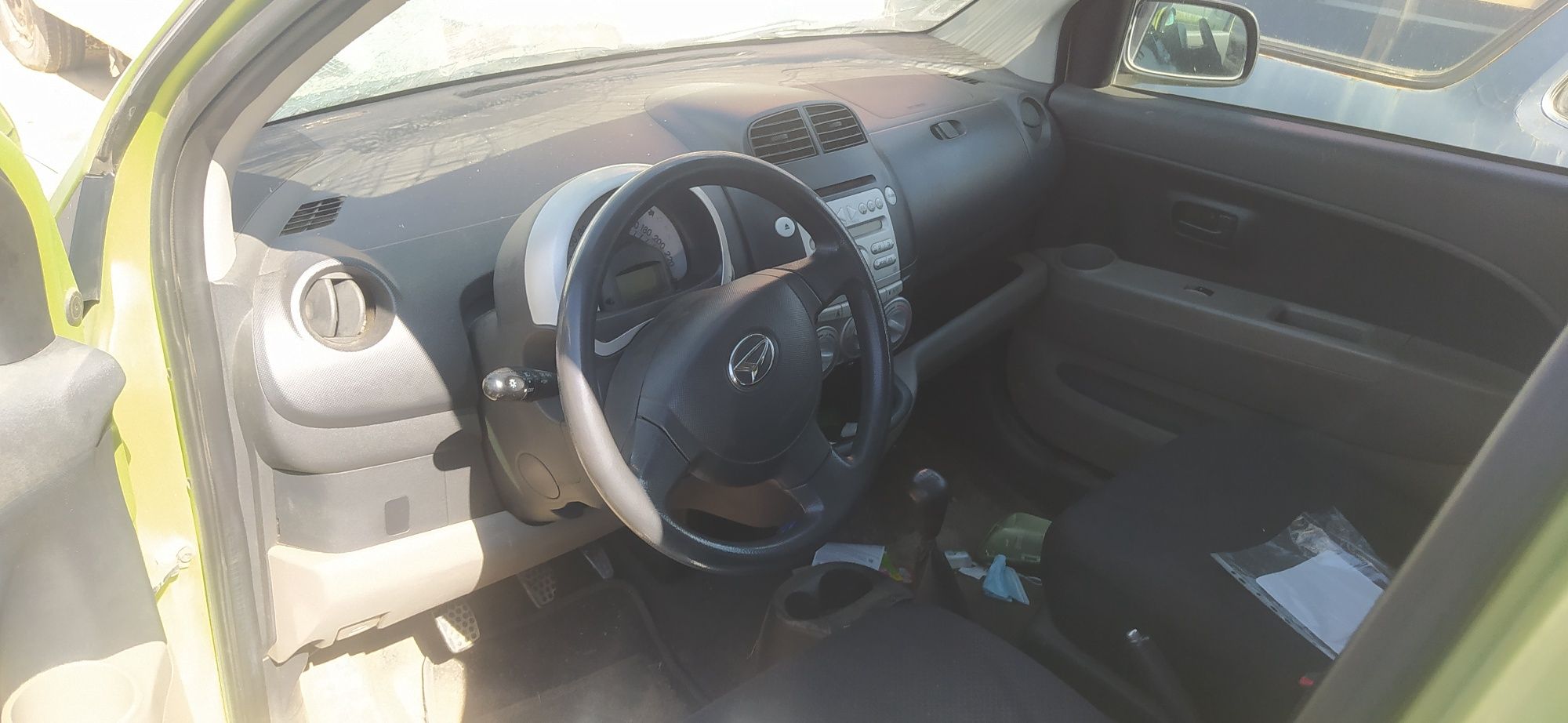 Daihatsu sirion  .