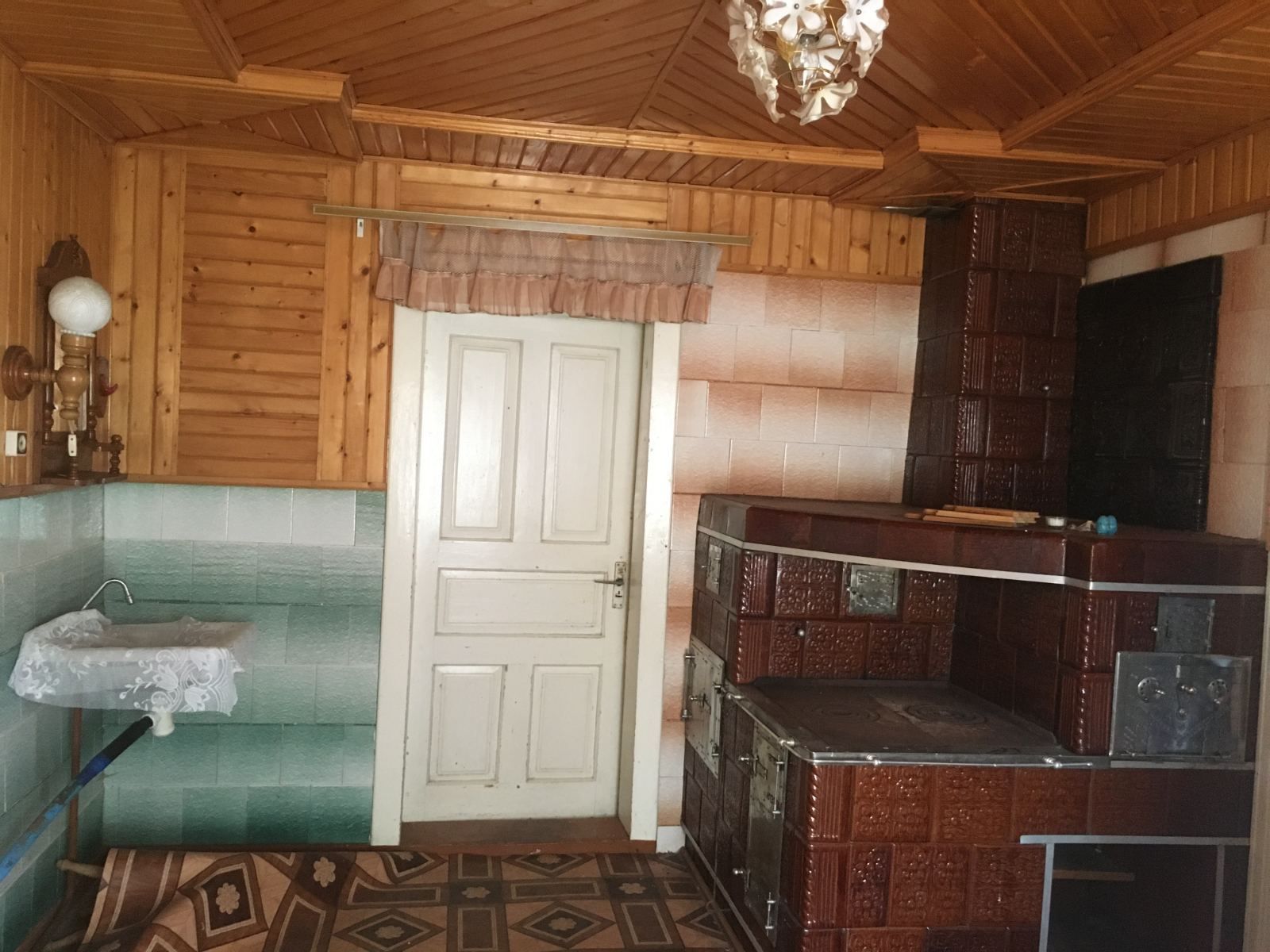 Будинок в горах  з гарними краєвидами