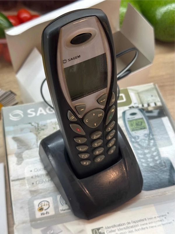 Telefon GSM Sagem myH10 Hi-Fi dzwonki SMS głośnomówiący Retro klasyk