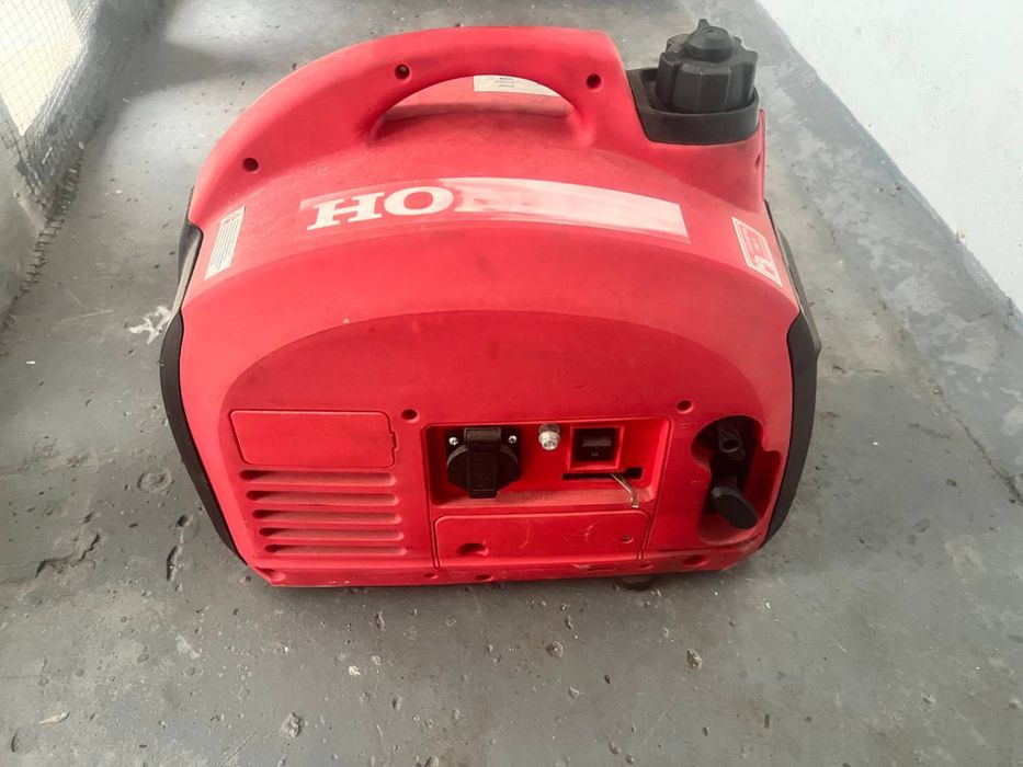 Генератор Honda б/у