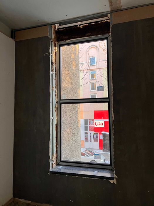 Продаж комерційного приміщення центр 2150 кв.м