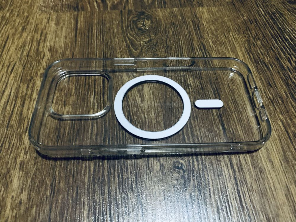 Силіконовий чохол MagSafe для iPhone 15