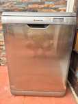 Maquina de lavar loiça Ariston LD6090 (precisa de motor novo)